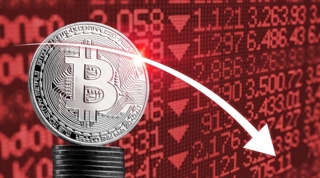 Cú Sốc Bitcoin Sáng Cuối Tuần: "Vàng Số" Bay Màu, Cả Nhà Mình Nên Làm Gì?